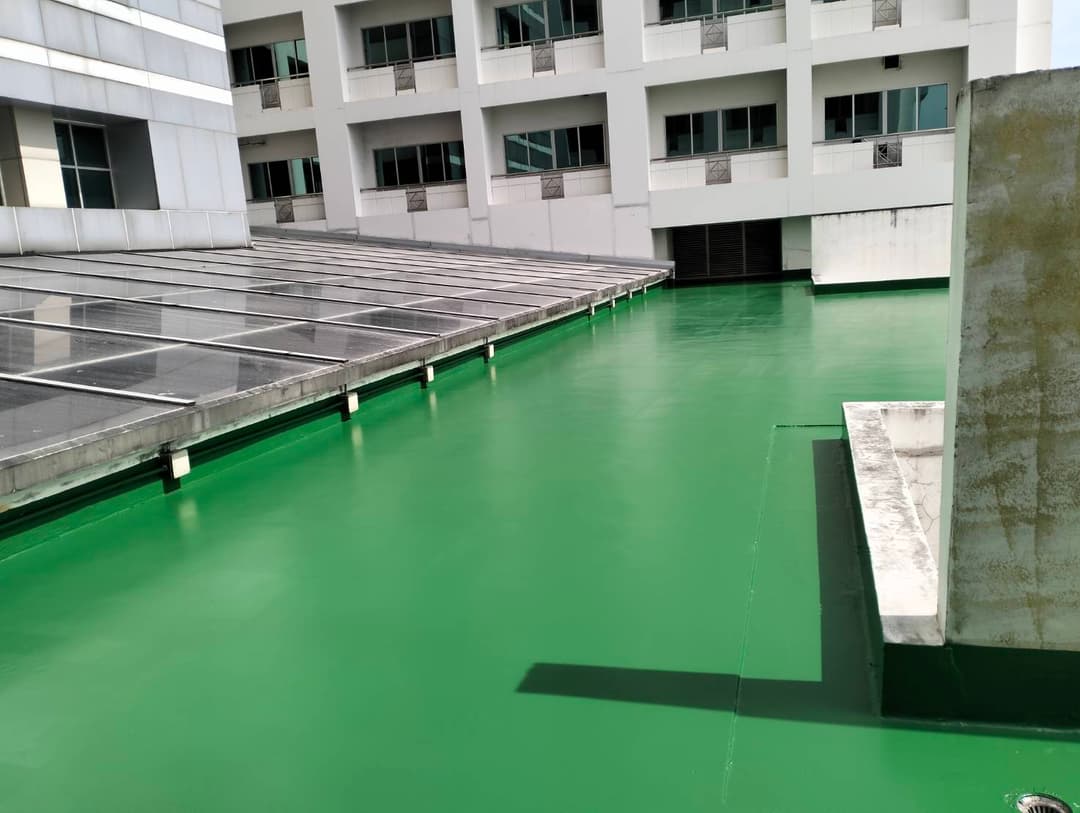 งานนซึมดาดฟ้า ด้วย PU Waterproofing @สถานที่
