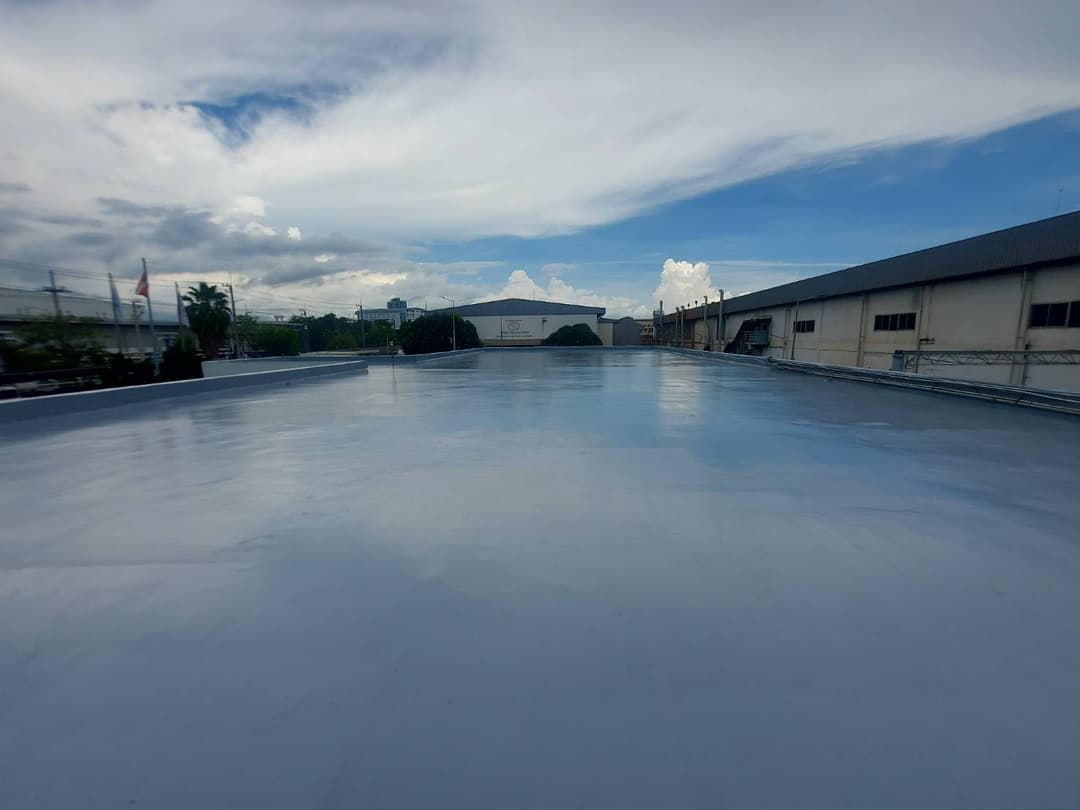 งานนซึมดาดฟ้า ด้วย PU Waterproofing @โยโกกาวา พระราม 9