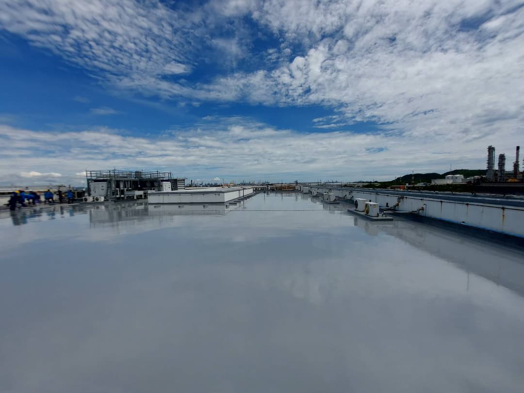 งานนซึมดาดฟ้า ด้วย PU Waterproofing @สถานีปั้มบางจาก