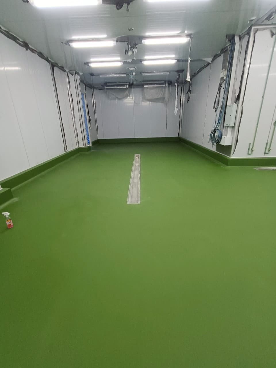 งานเคลือบพื้น PU Polyurethane MF @บลูโอโน่ นครปฐม
